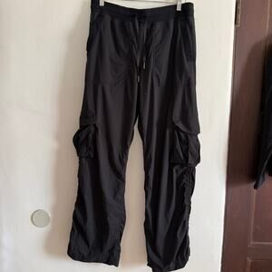LULULEMON | Black Dance Studio Relaxed Fit Cargo Pants | Large